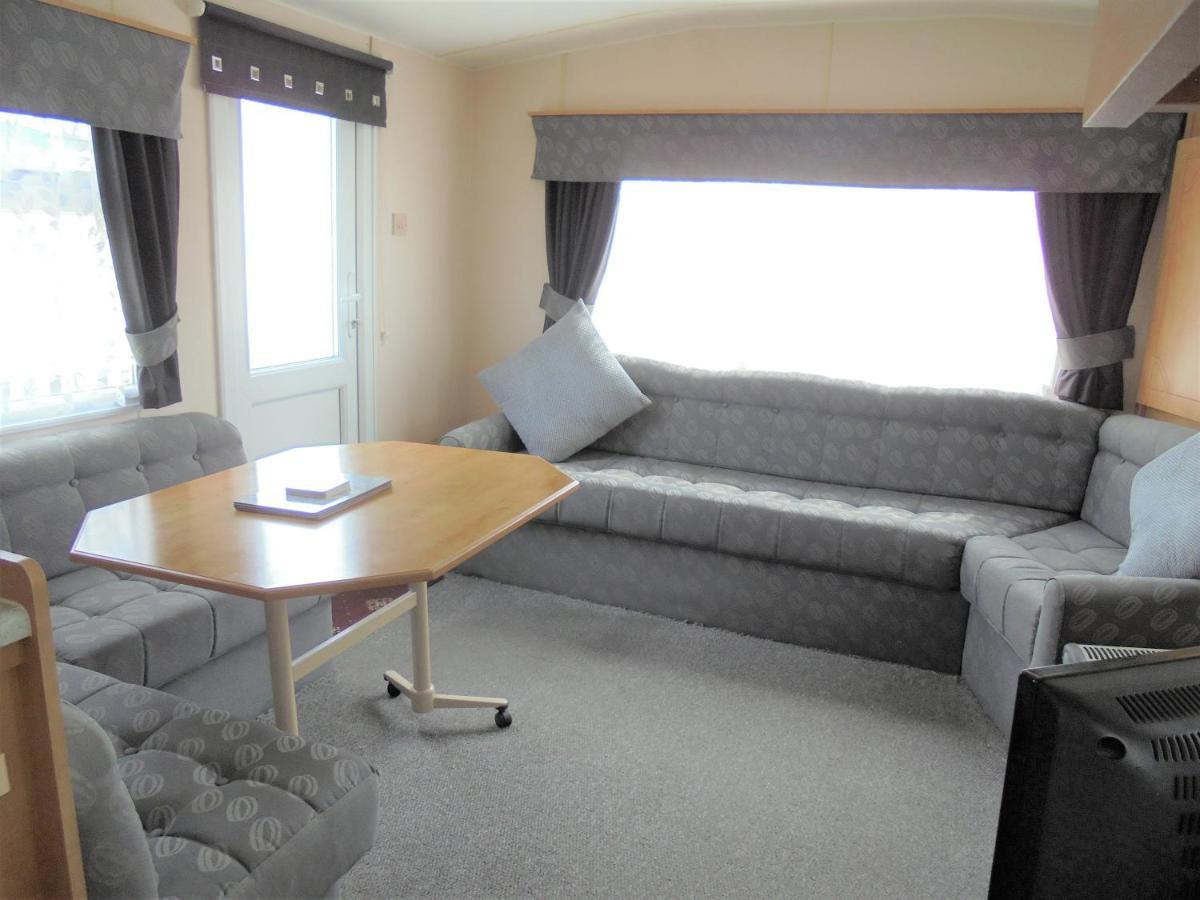 Golden Sands: Mirage Iiii:- 6 Berth, Access To The Beach 잉골드멜스 외부 사진
